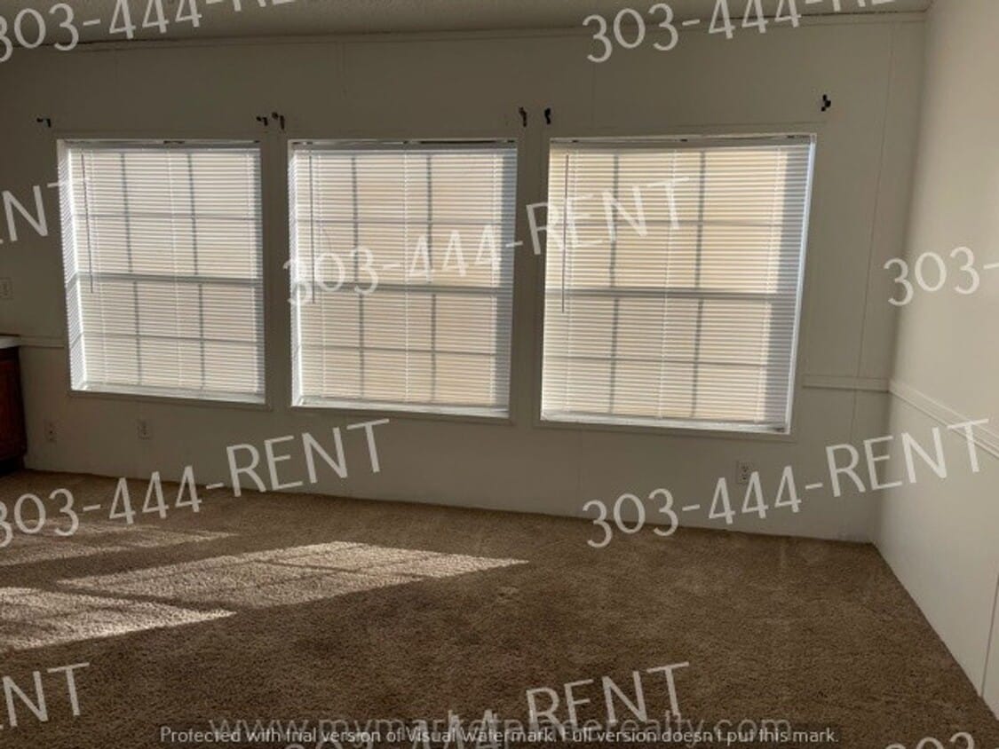Building Photo - 3 Bedroom 2 Bathroom in Thornton!