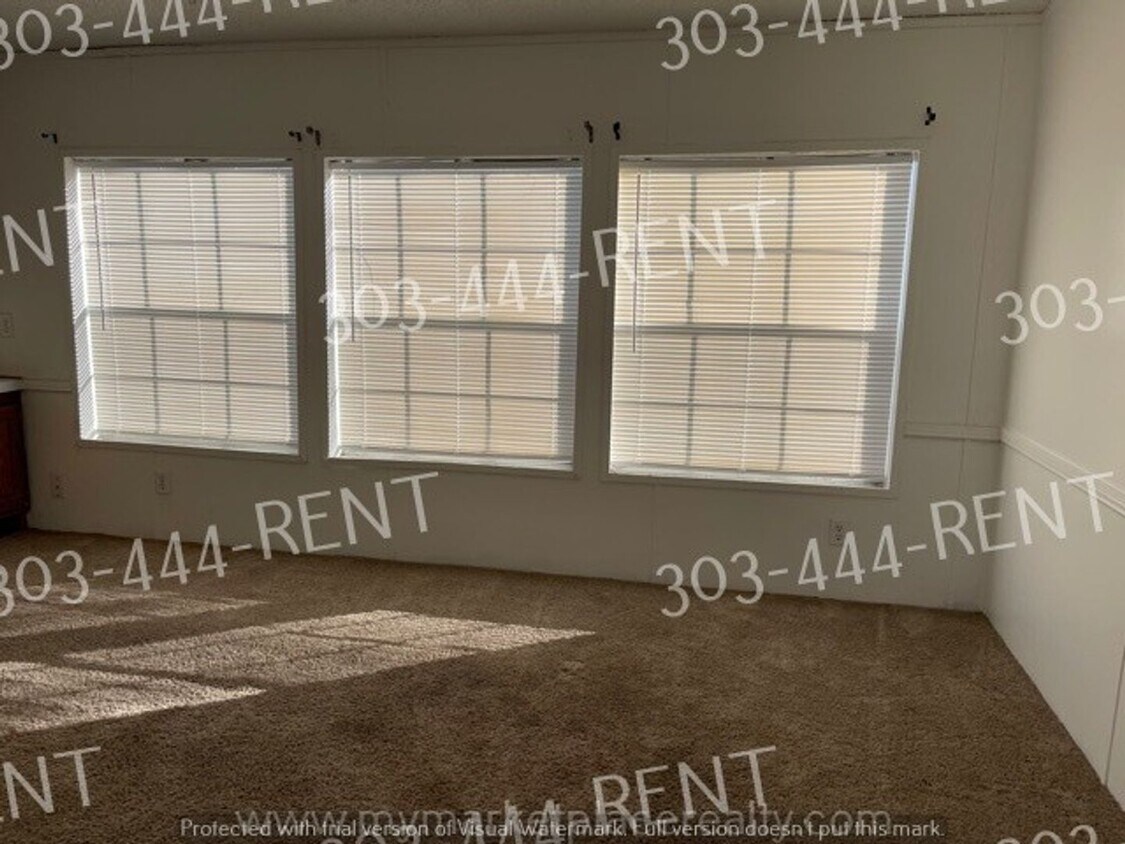 Foto del edificio - 3 Bedroom 2 Bathroom in Thornton!