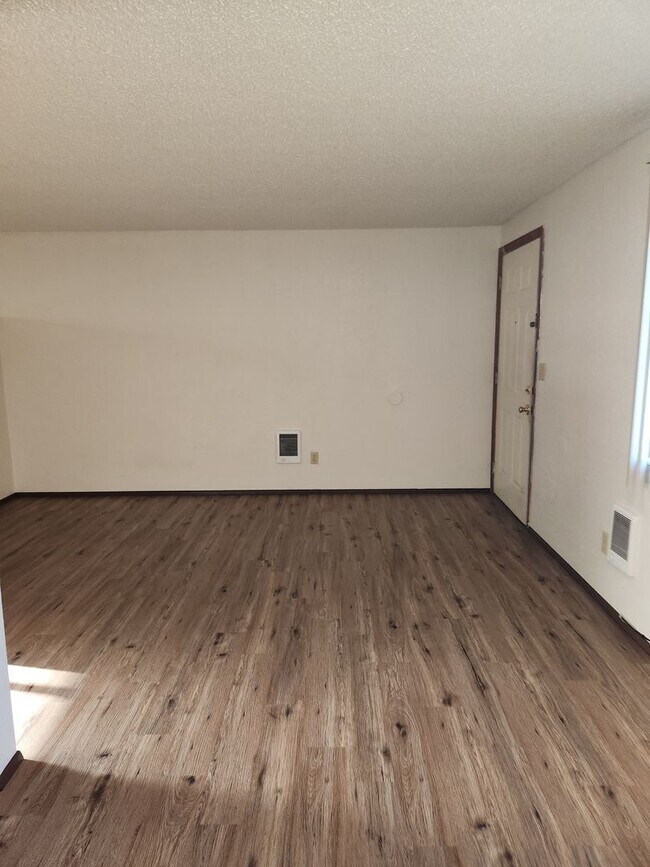 Foto del edificio - 47-47 N 8th St