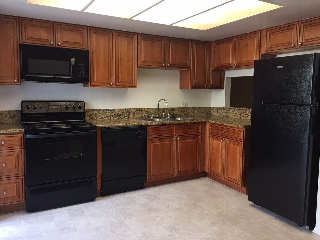 Parkway Plaza Apartments Apartments Culver City, CA