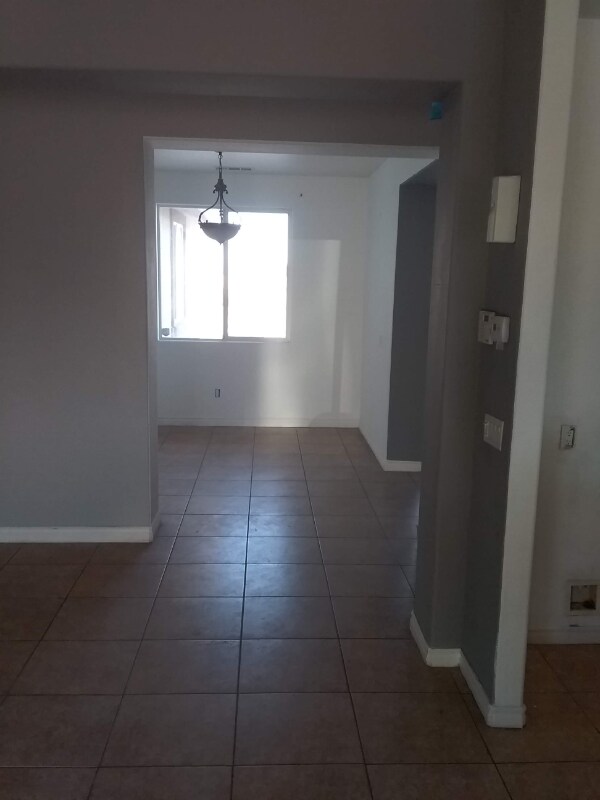 Foto del edificio - 1449 Catalina Ave