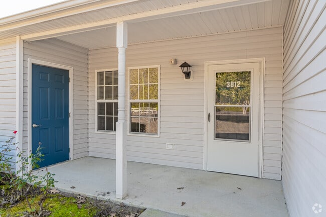 Entry - Weatherstone Park Apartments
