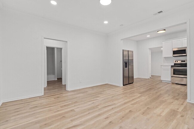 Foto del edificio - 1032 E Tucker St