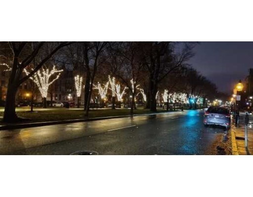Foto del edificio - 293 Commonwealth Ave