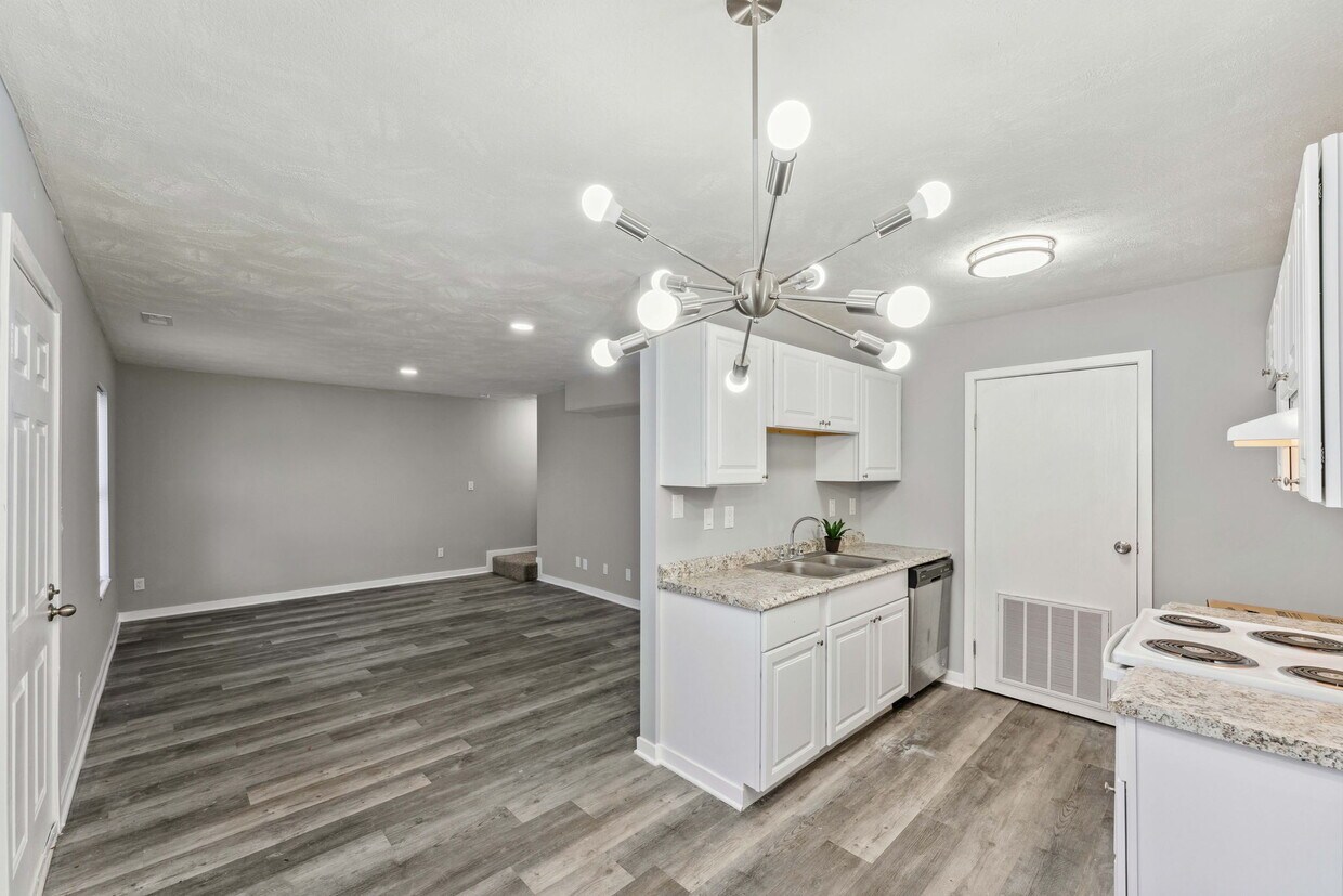 Foto principal - 3265 E Mound St