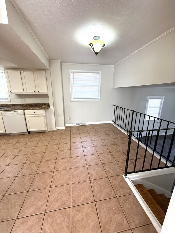 Foto del edificio - 3616 Hester Ln NW