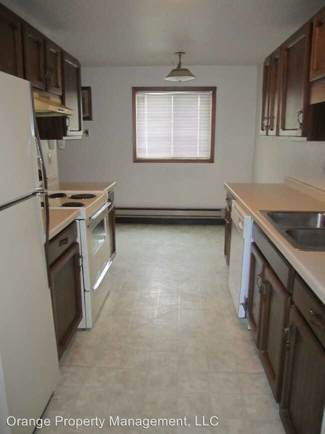 Foto del edificio - 1102-1110 Loy Ave