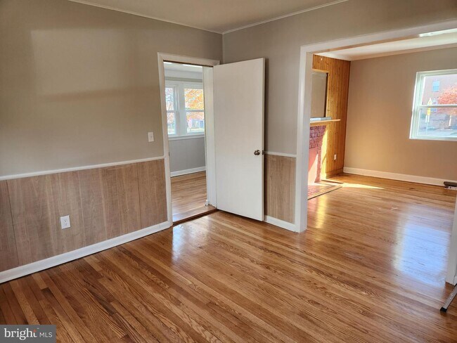 Building Photo - 11526 Georgia Ave