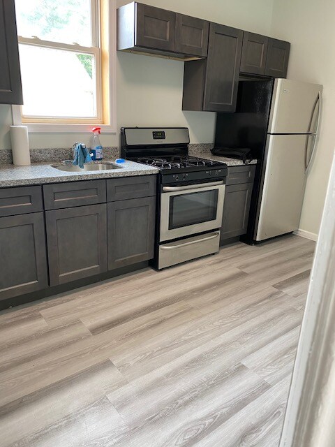 Foto principal - 267 Targee St