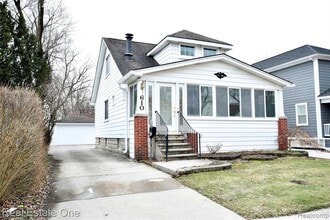 Building Photo - 610 Marlin Ave