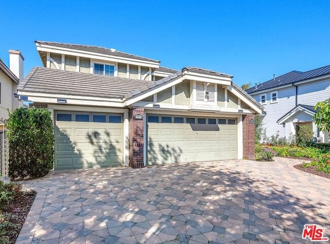 Foto del edificio - 7513 W 83rd St