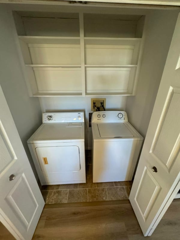 Foto del edificio - 268 Banning Rd