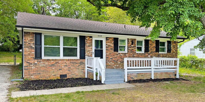 Primary Photo - 6408 Spring Hill