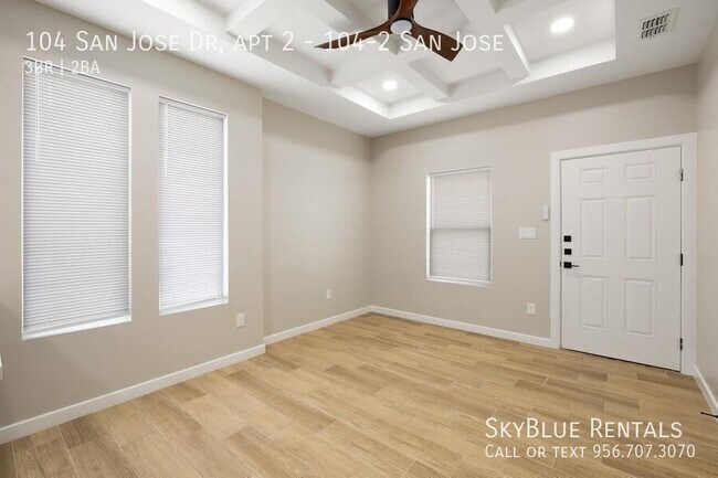 Building Photo - 104 San Jose Dr