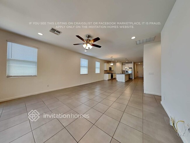 Foto del edificio - 17705 W Pinnacle Vista Dr