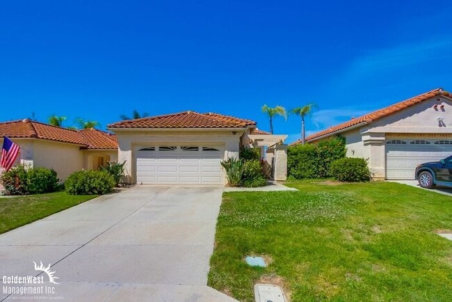 Building Photo - Lovely 3Bdm 2Ba Patio Home Located in the ...