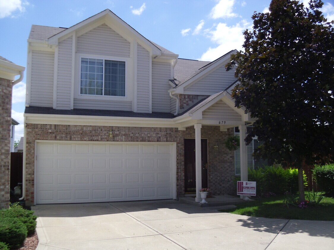 Foto principal - Coming Soon! Nearly Maintenance Free 3 Br ...