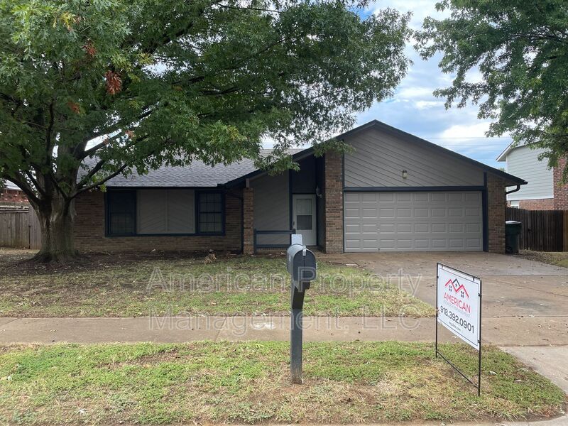Foto principal - 9804 N 107th E Ave