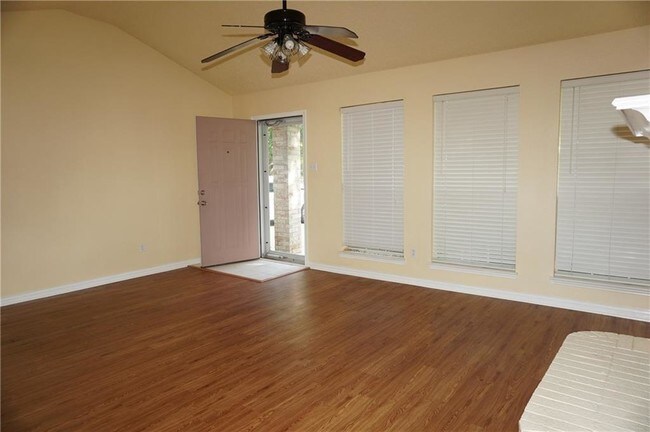 Building Photo - 12208 China Lake Dr