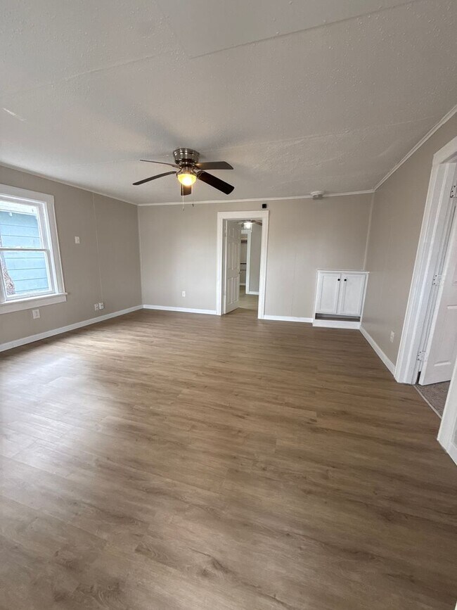 Foto del edificio - 2 bedroom/1 bath house