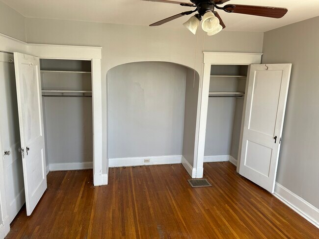 Identical Bedrooms with closets - 14 Avenel Pl