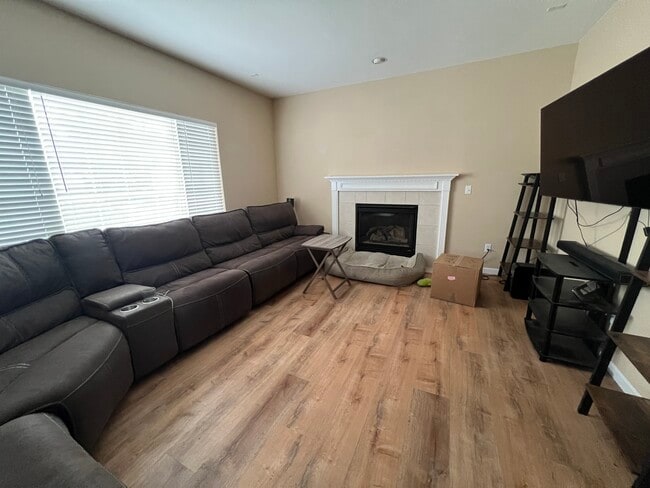 Foto del edificio - 4850 S Kirk Way
