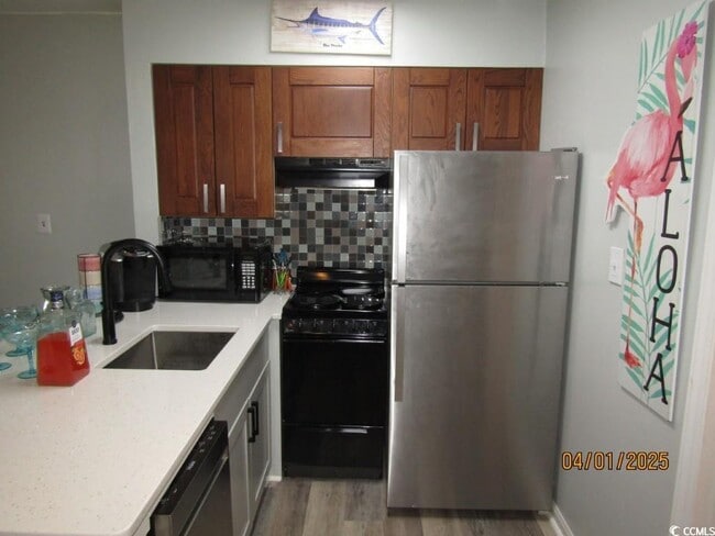 Foto del edificio - 1100 Possum Trot Rd