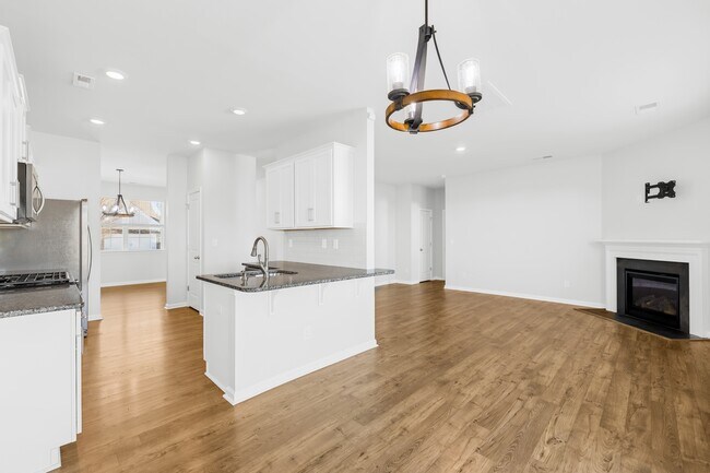 Foto del edificio - 147 Cherry Birch St
