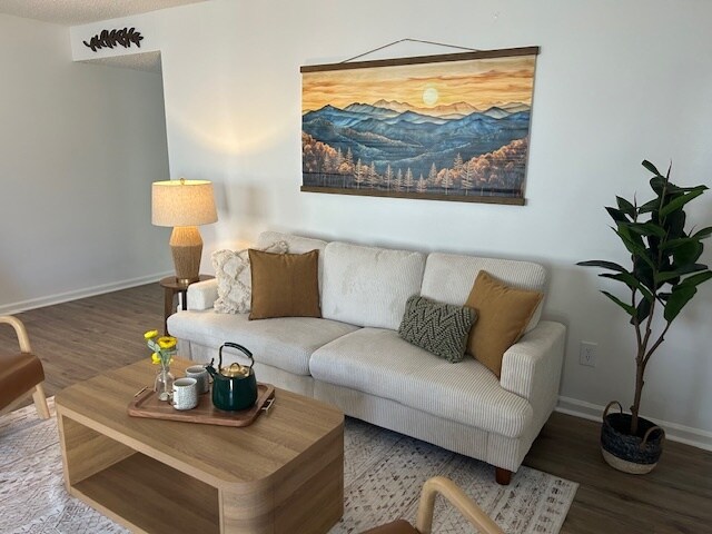 Foto del edificio - 134-134 Northwood Dr