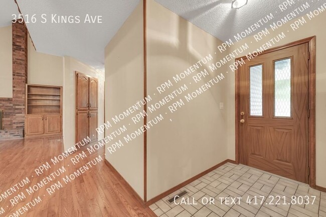 Foto del edificio - 3516 S Kings Ave