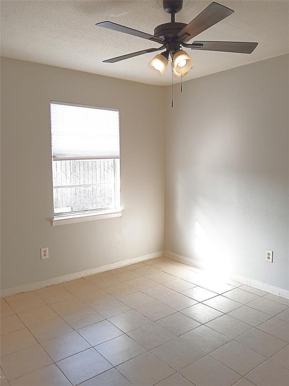 Foto del edificio - 311 Campbell Ave