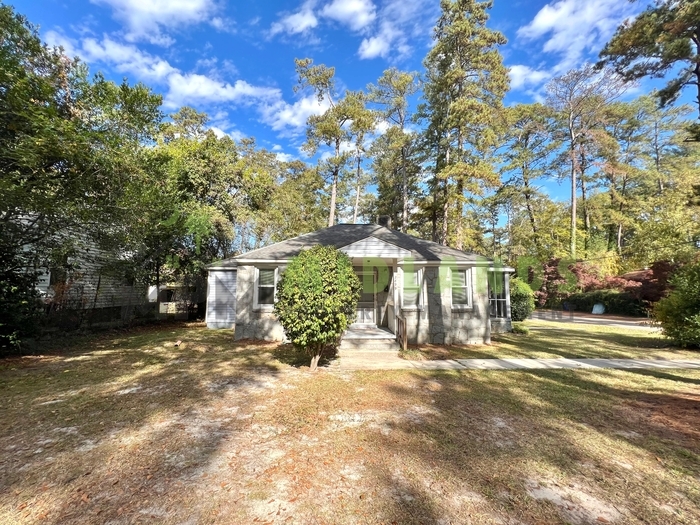 Foto principal - 2899 Forest Dr