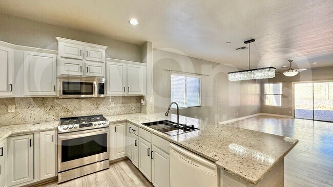 Foto del edificio - 3772 W Whitman Dr