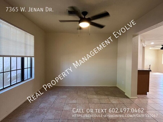 Building Photo - Large Peoria Home