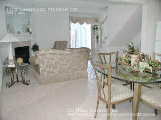 Building Photo - 104 Cambridge Meadows Dr