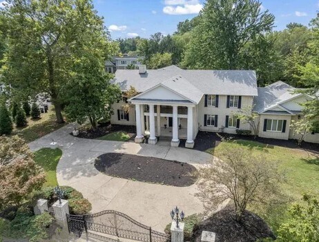Foto del edificio - 8904 Ayrshire Ave