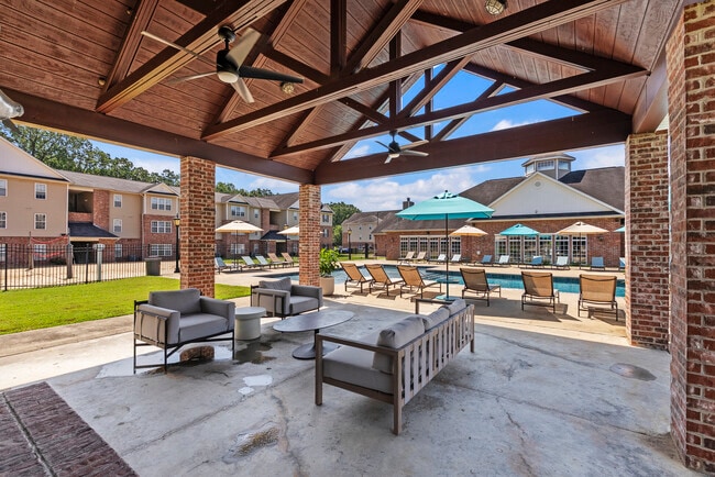 Foto del edificio - Glenrock Apartments