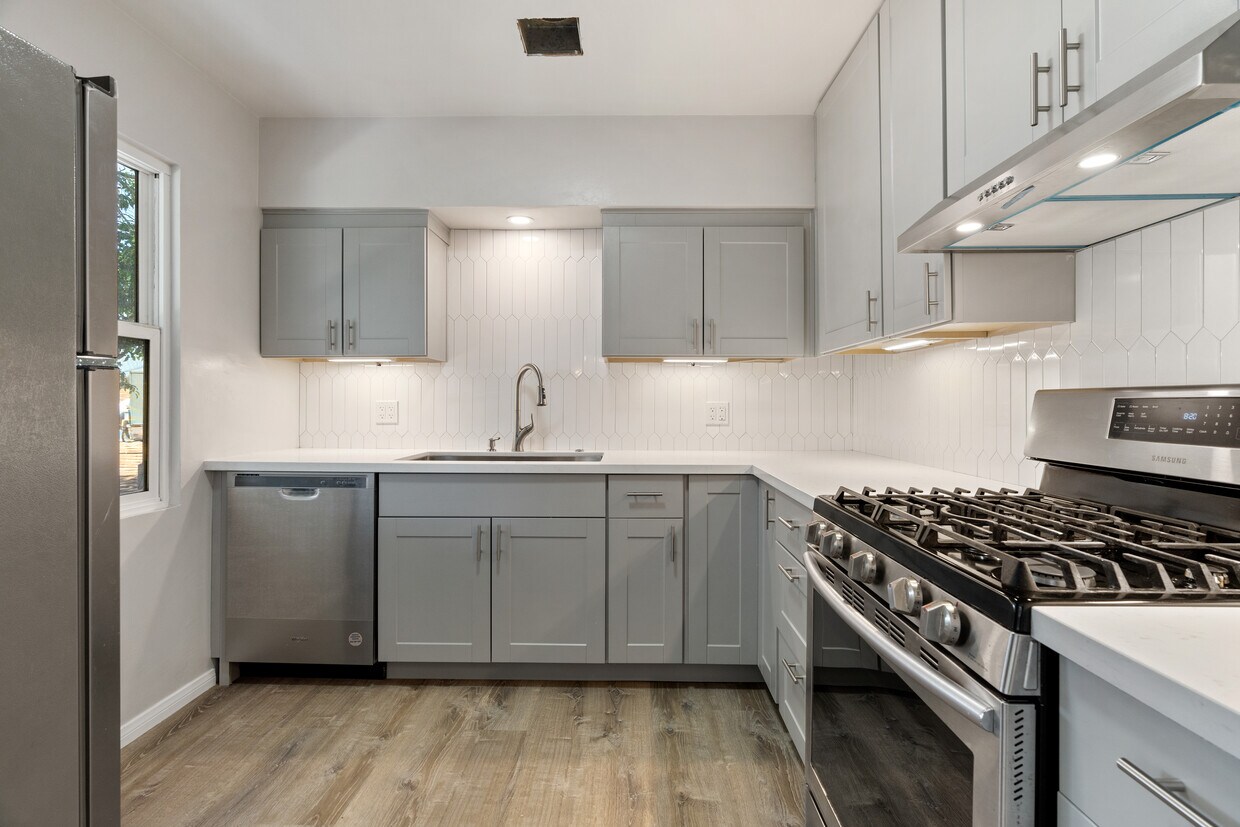 3278 Main St, Lemon Grove, CA 91945 House Rental in Lemon Grove, CA