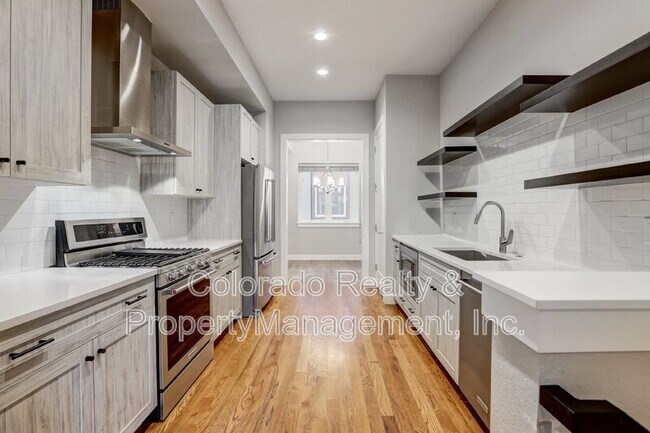 Building Photo - 927 Inca St