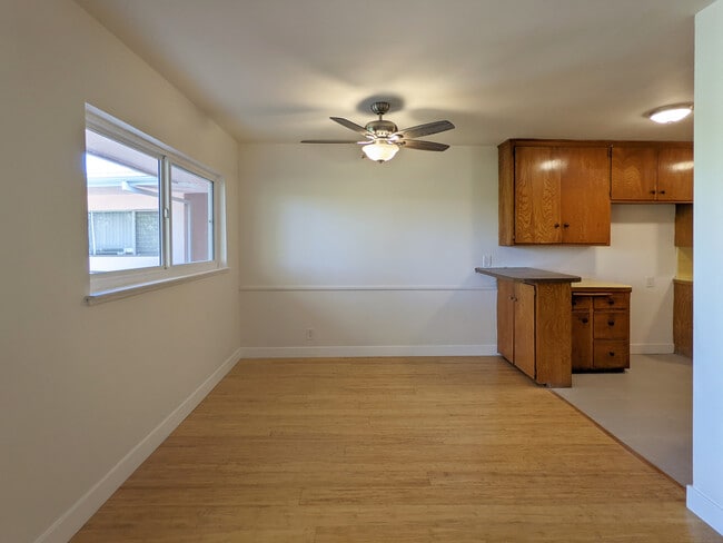 Dining Area - 3971 Potomac Ave