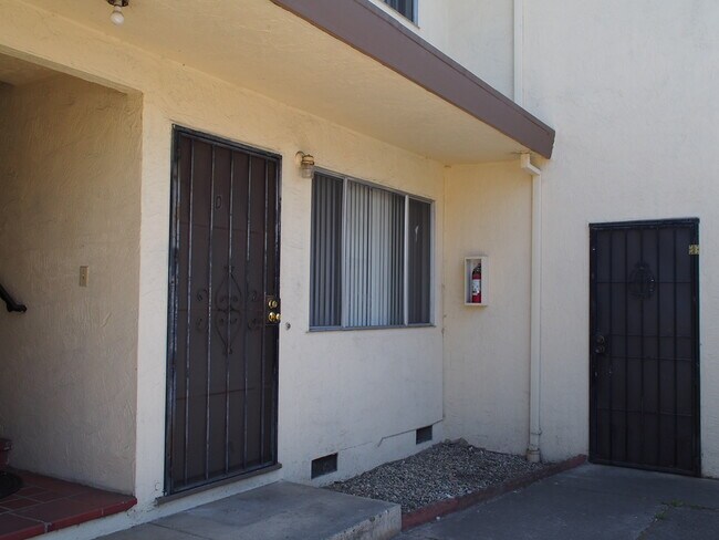 Foto del edificio - 3541 Davis St