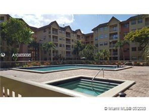 Foto del edificio - 8120 Geneva Ct