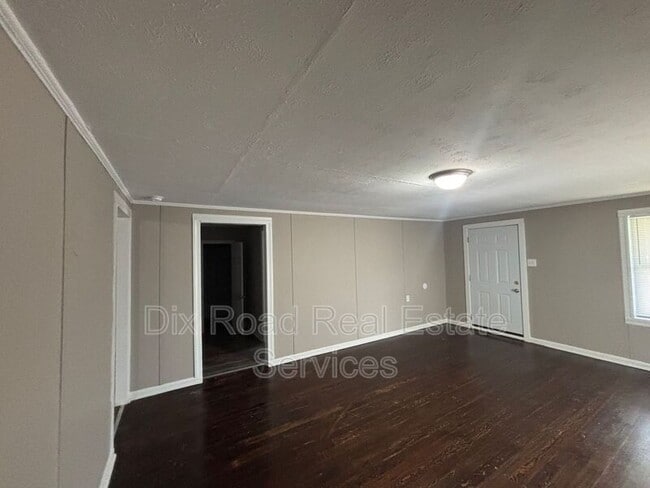 Building Photo - 1937 Pater Ave