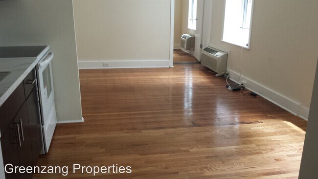 Building Photo - 503 S 41st St