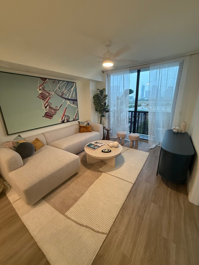 Foto del edificio - 3055 NW 3rd Ave