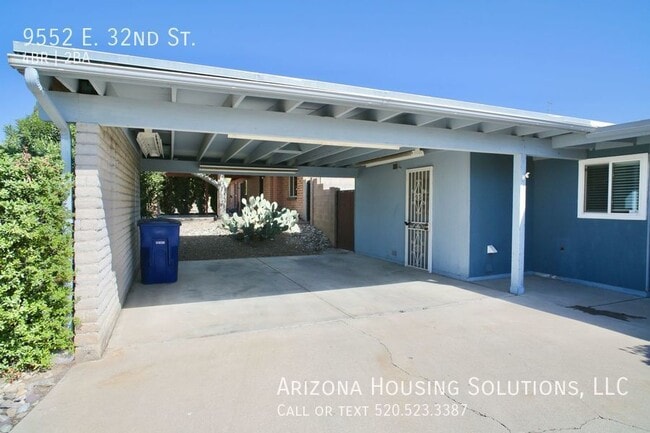 Furnished 4 Bedroom with Pool in East Tucson photo'