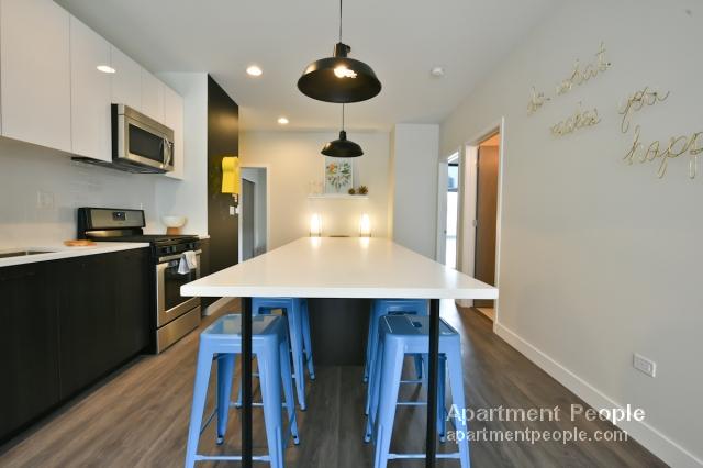 Foto del edificio - 4027 N Broadway
