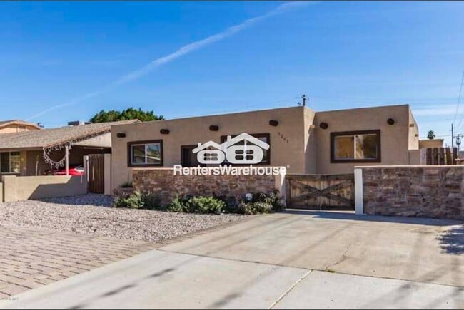 Building Photo - 1201 E Winter Dr