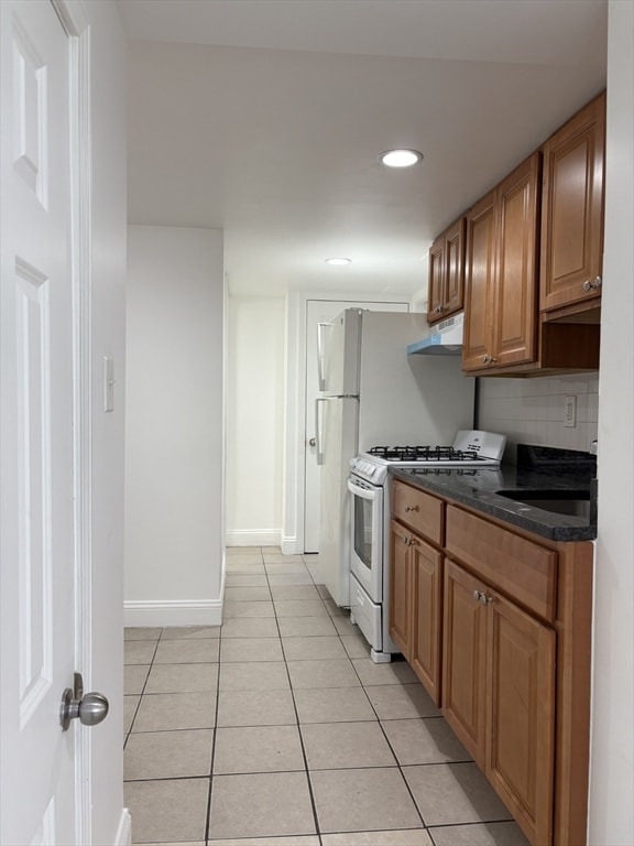 Building Photo - 104 Beacon St
