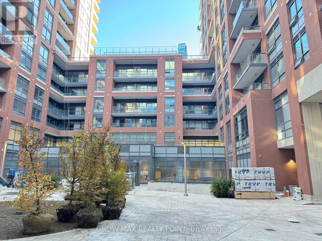 Building Photo - 3270 Sheppard Ave E